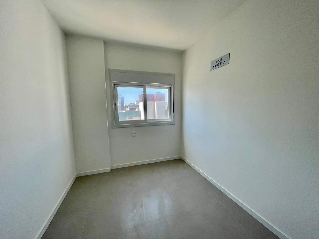Apartamento à venda no Navegantes: 