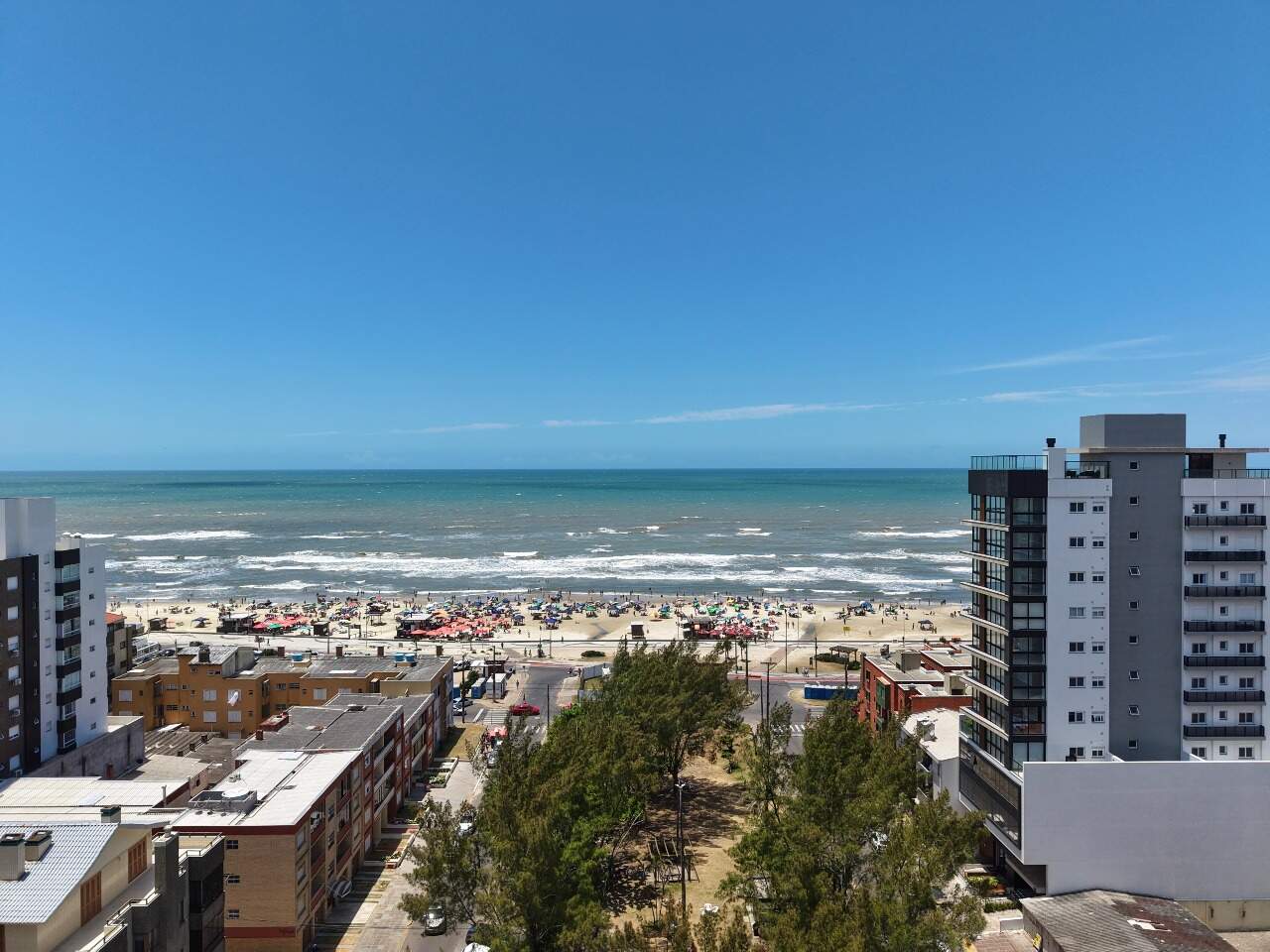Apartamento à venda no Zona Nova: 
