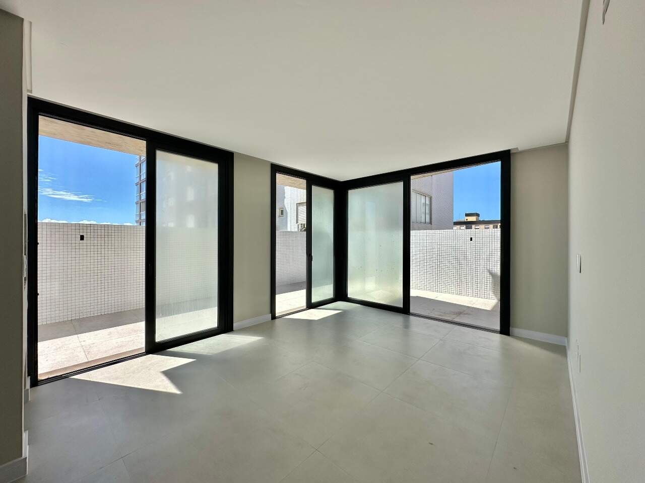 Apartamento à venda no Zona Nova: 