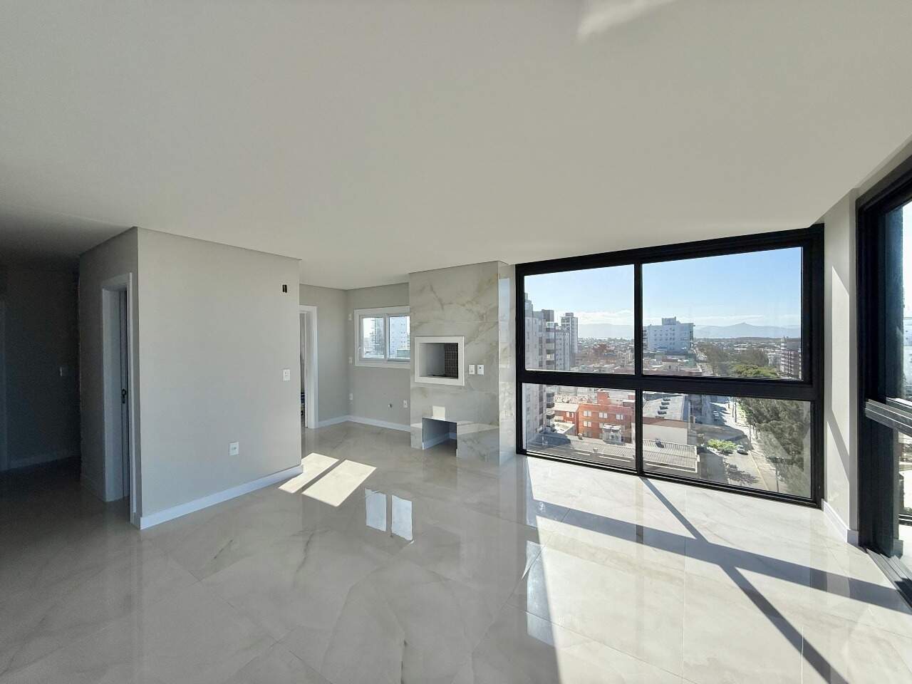 Apartamento à venda no Zona Nova: 