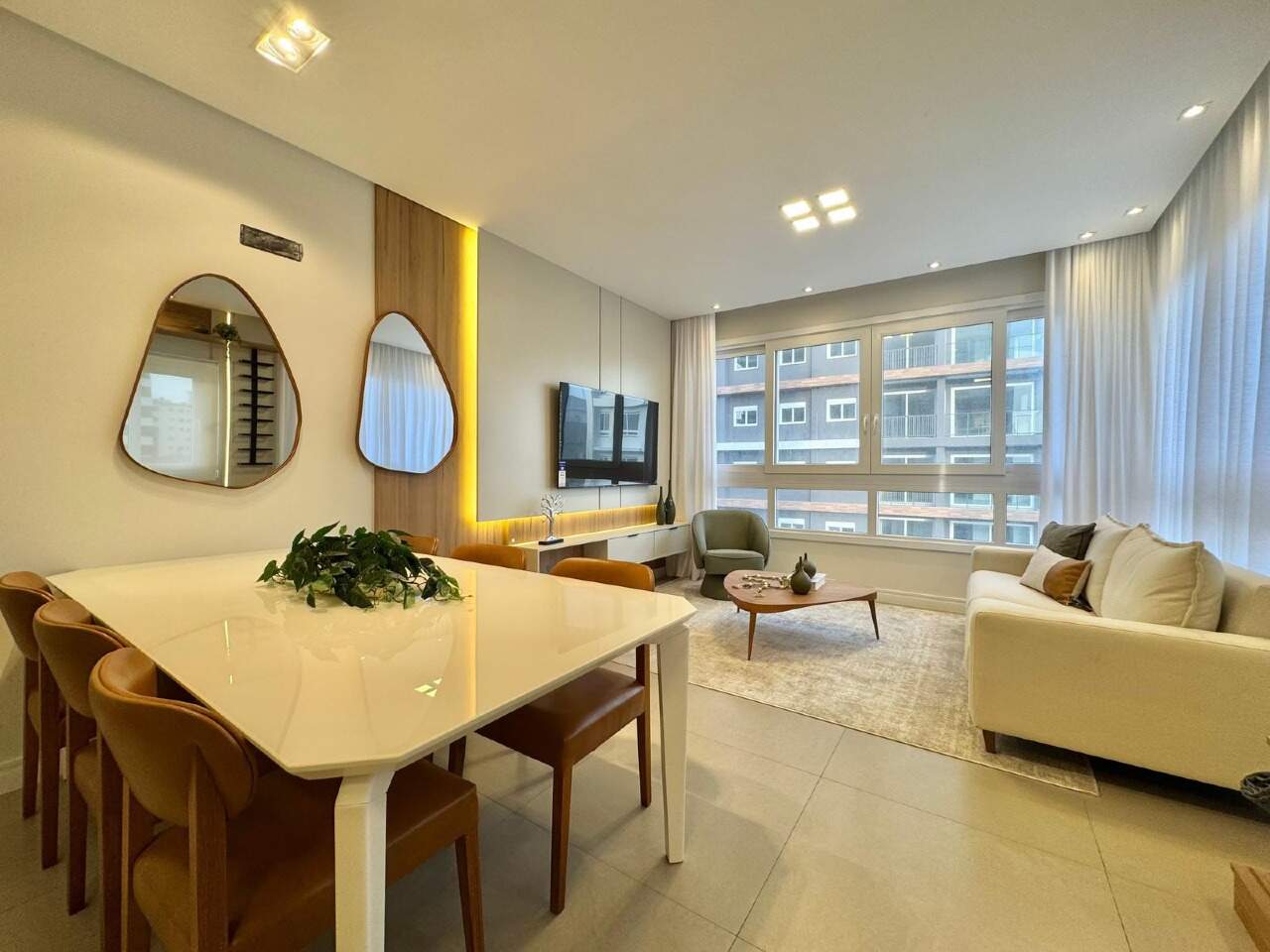 Apartamento à venda no Zona Nova: 
