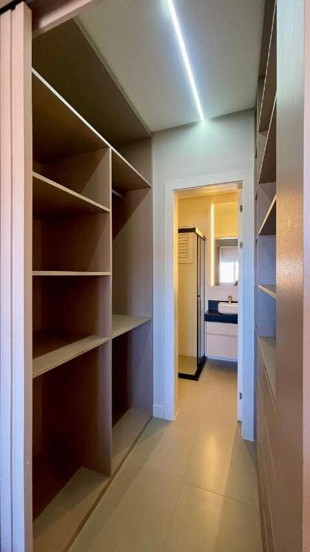 Apartamento à venda no Zona Nova: 