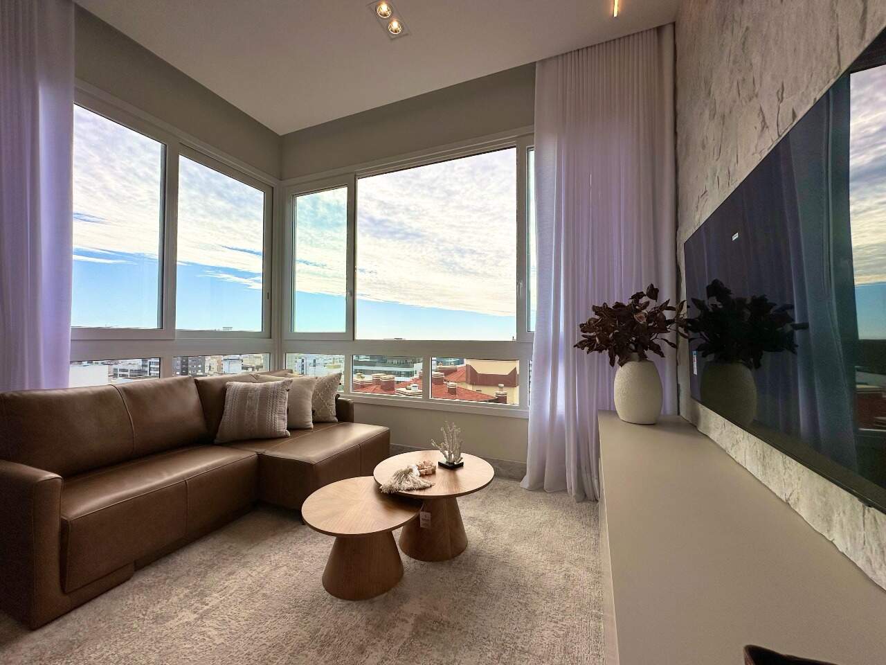 Apartamento à venda no Zona Nova: 