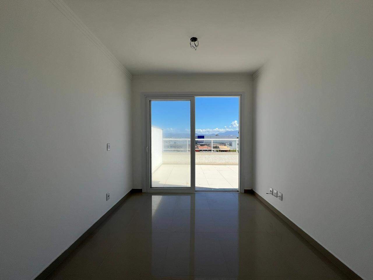 Apartamento à venda no Zona Nova: 