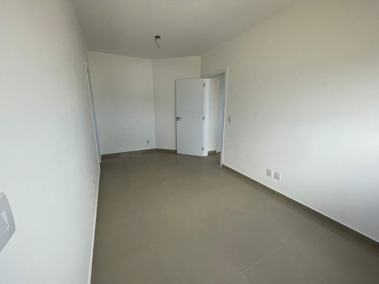 Apartamento à venda no Zona Nova: 