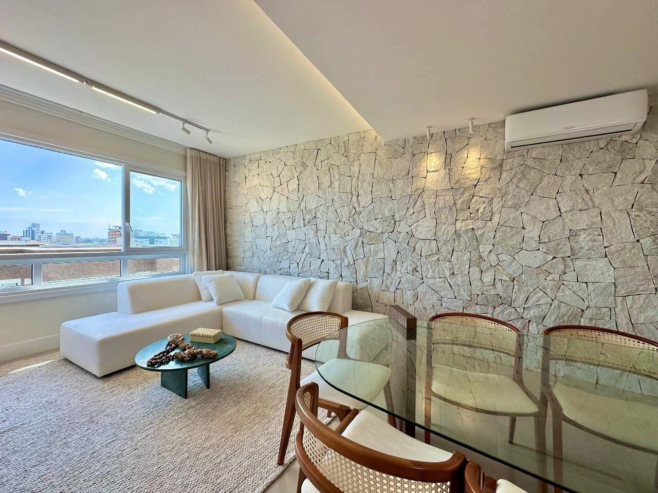 Apartamento à venda no Zona Nova: 