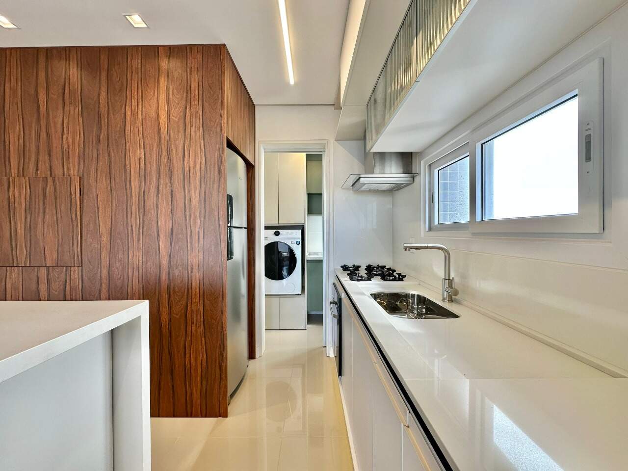 Apartamento à venda no Zona Nova: 