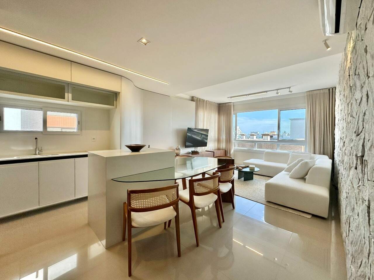 Apartamento à venda no Zona Nova: 