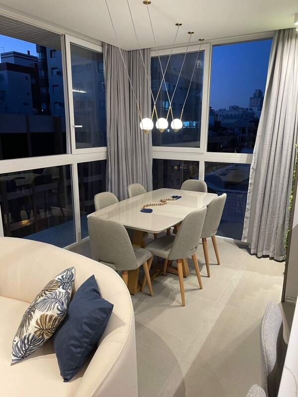 Apartamento à venda no Zona Nova: 