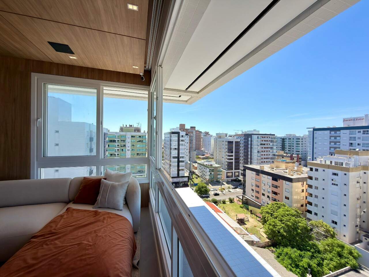Apartamento à venda no Zona Nova: 