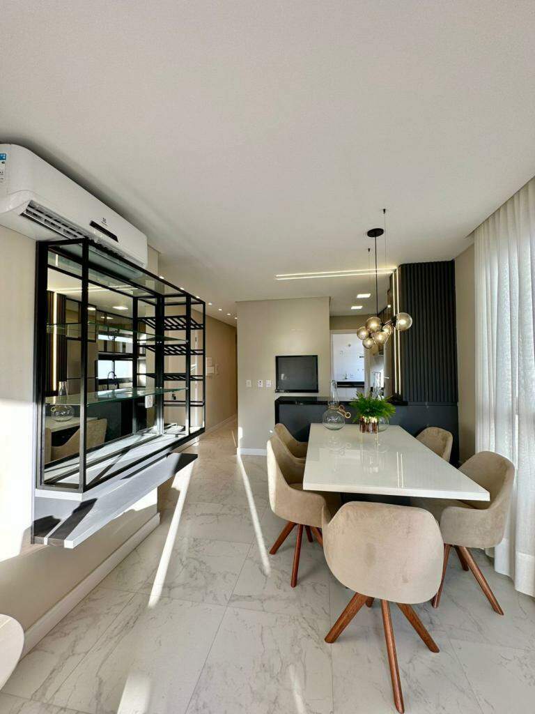 Apartamento à venda no Navegantes: 