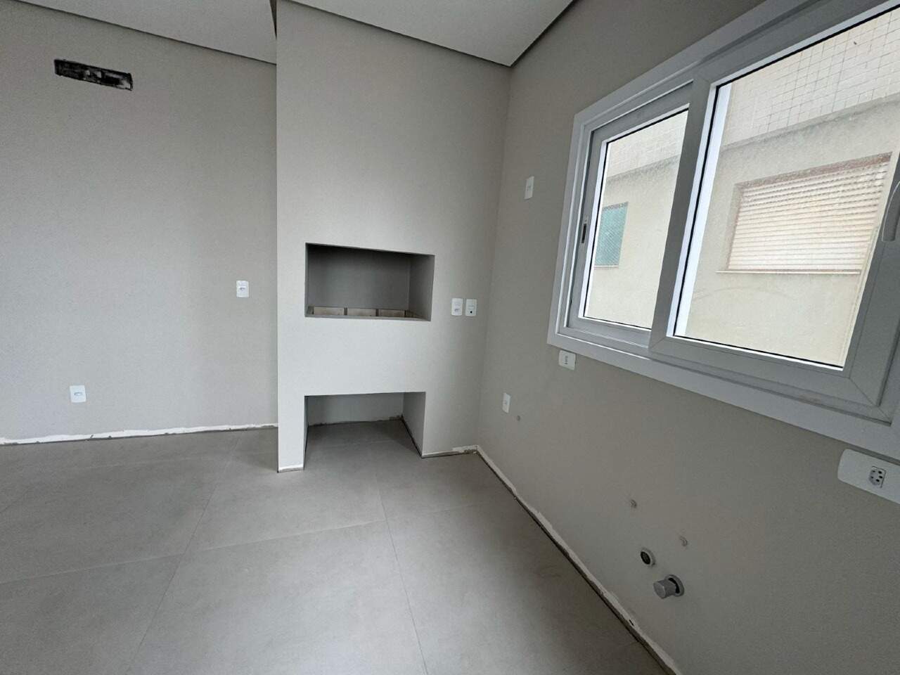 Apartamento à venda no Zona Nova: 