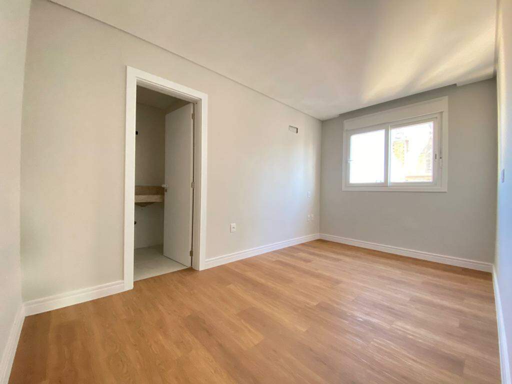 Apartamento à venda no Navegantes: 
