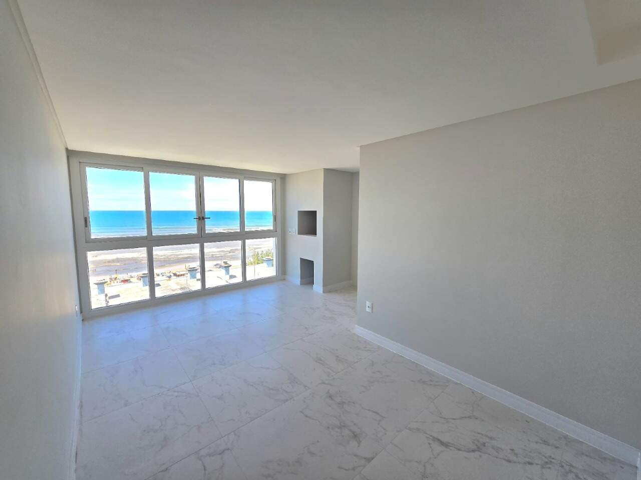 Apartamento à venda no Zona Nova: 