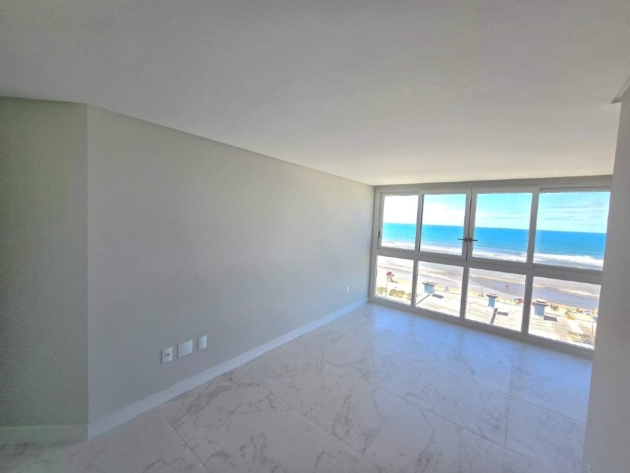 Apartamento à venda no Zona Nova: 