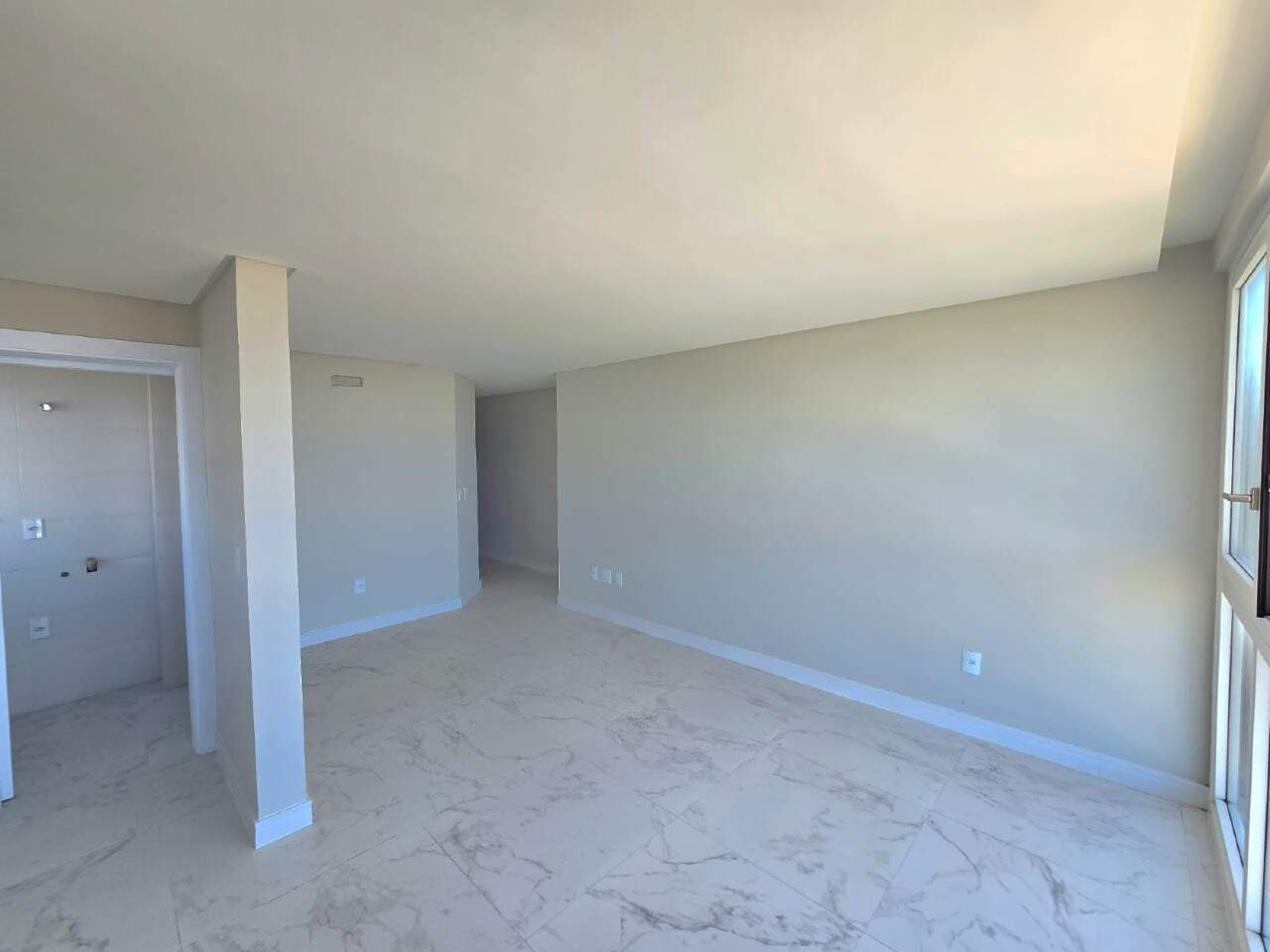 Apartamento à venda no Zona Nova: 