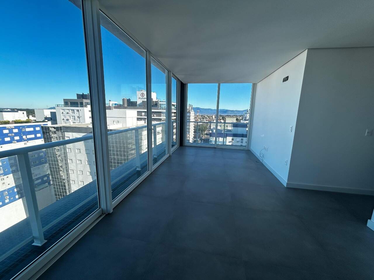 Apartamento à venda no Navegantes: 