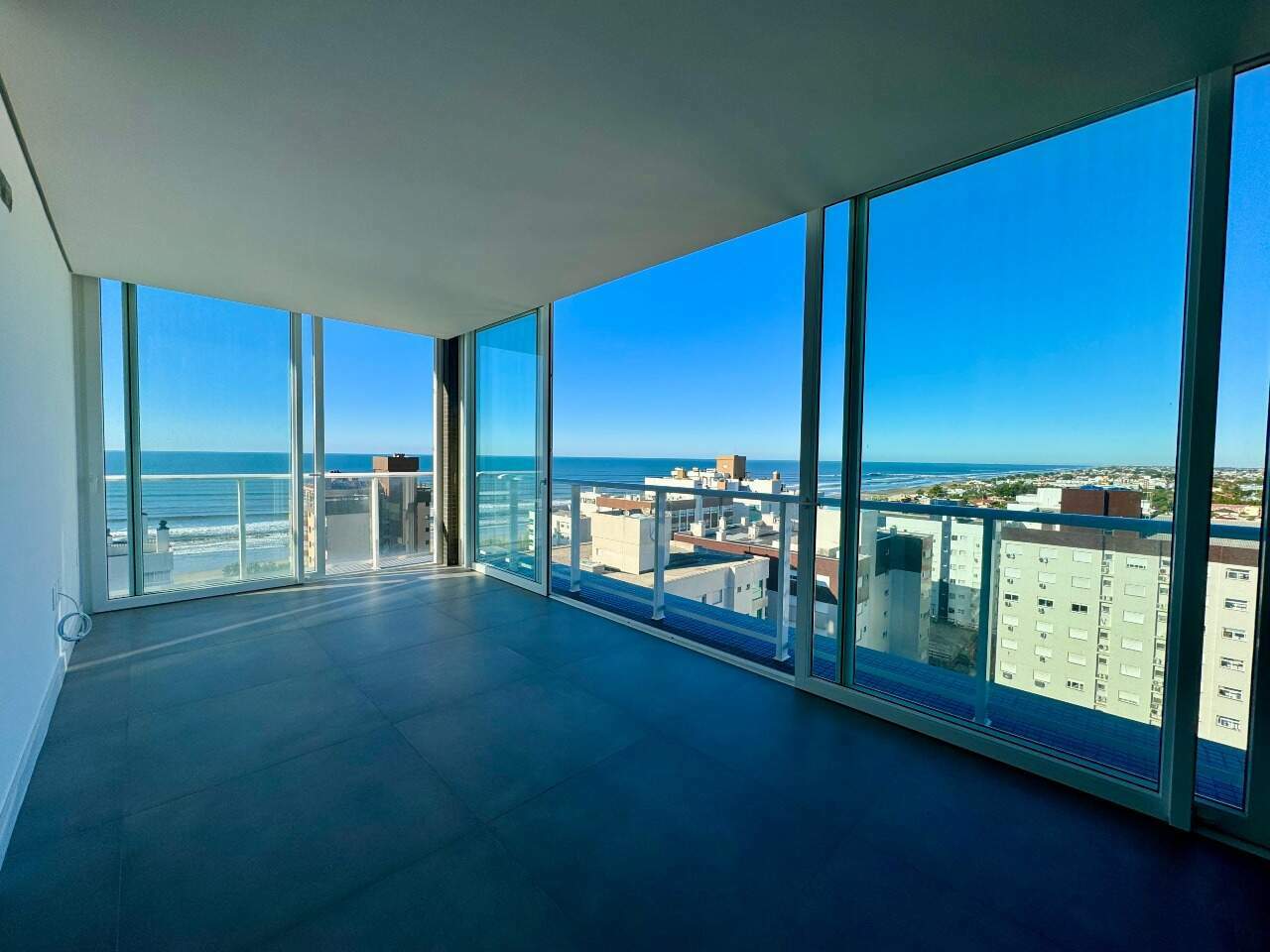 Apartamento à venda no Navegantes: 