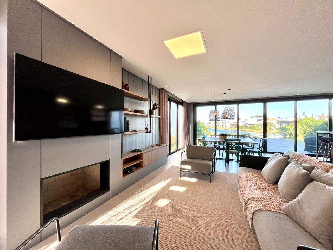Casa em Condomínio à venda no Condominio Riviera: 