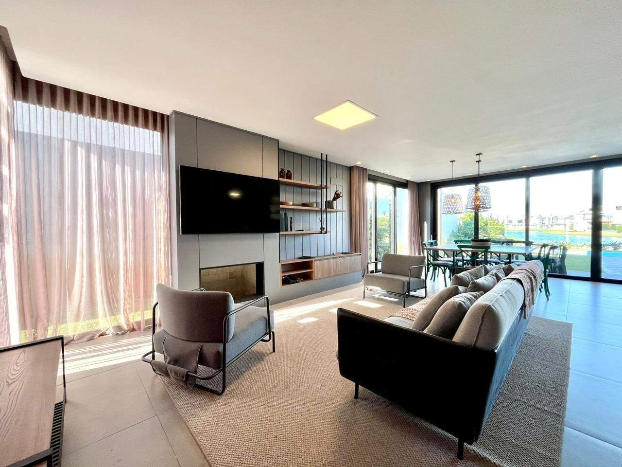 Casa em Condomínio à venda no Condominio Riviera: 