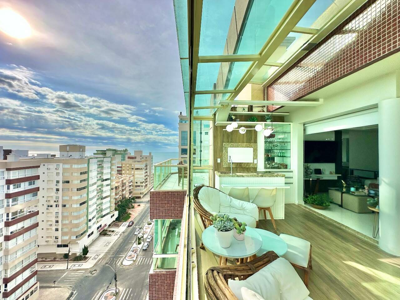 Apartamento à venda no Zona Nova: 