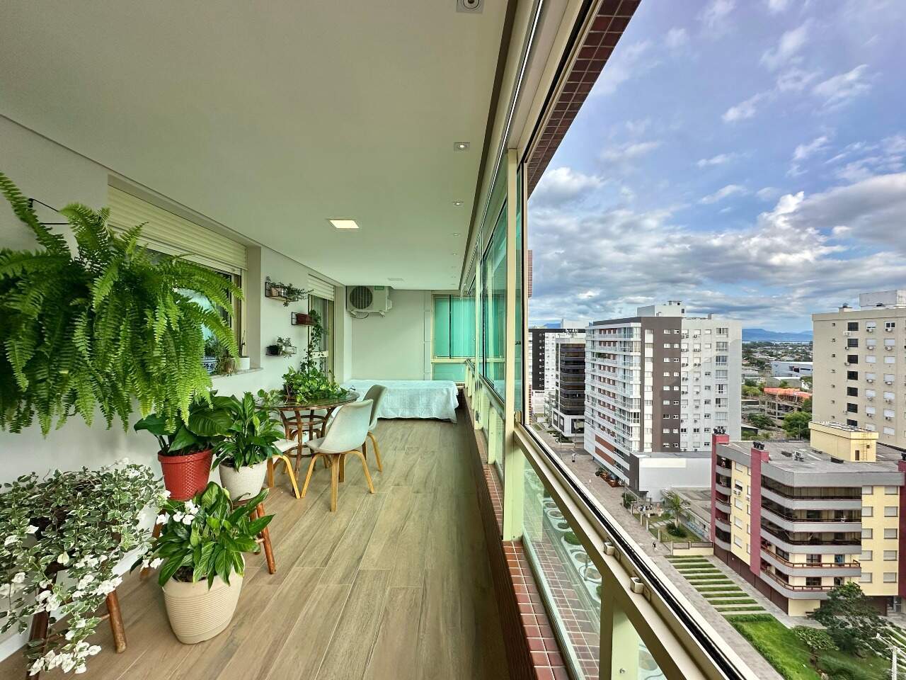 Apartamento à venda no Zona Nova: 