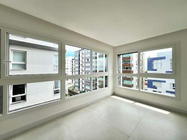 Apartamento à venda no Navegantes: 