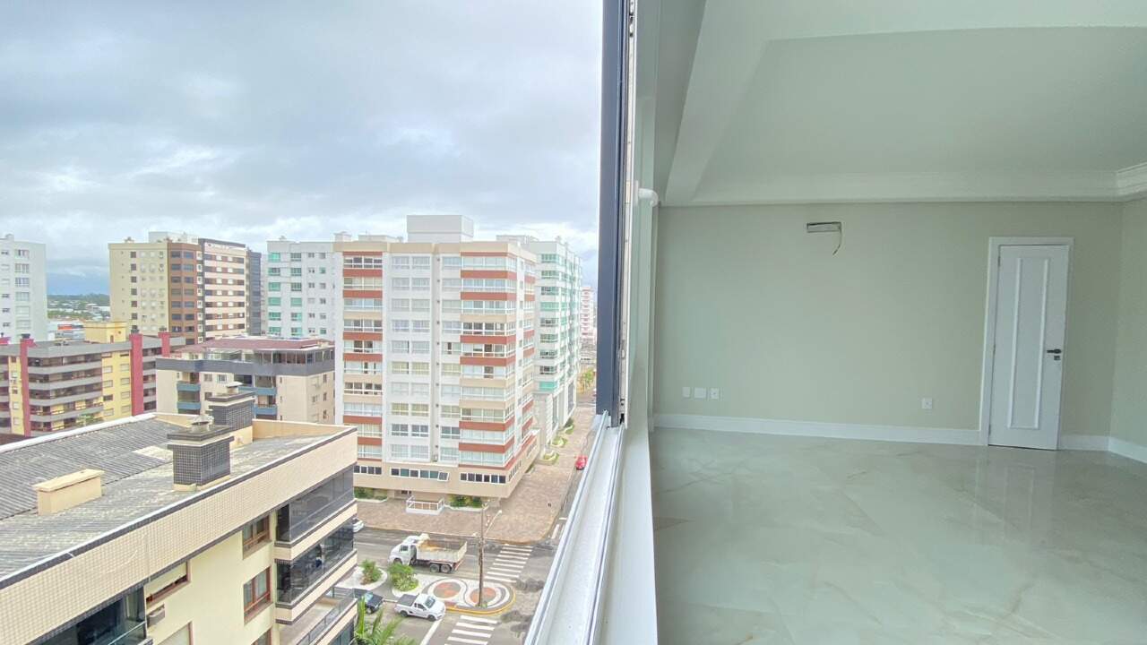 Apartamento à venda no Zona Nova: 