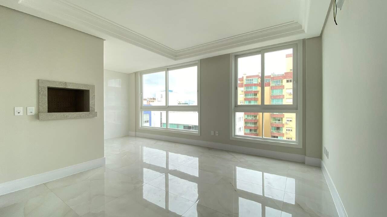 Apartamento à venda no Zona Nova: 