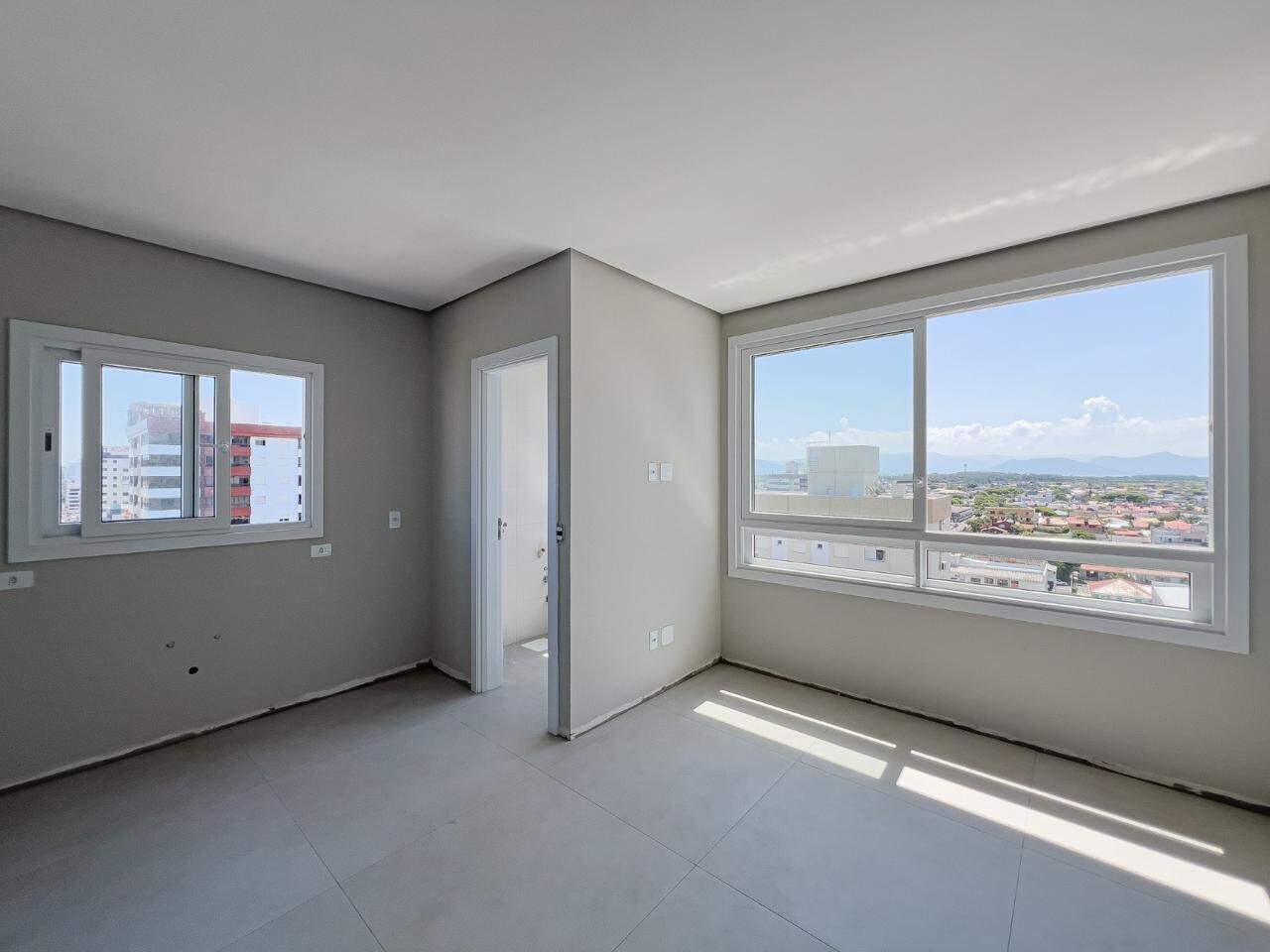 Apartamento à venda no Zona Nova: 