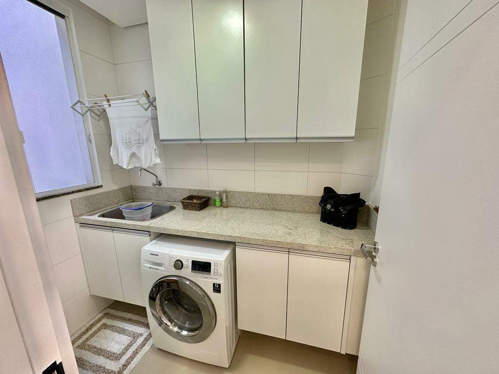Apartamento à venda no Navegantes: 