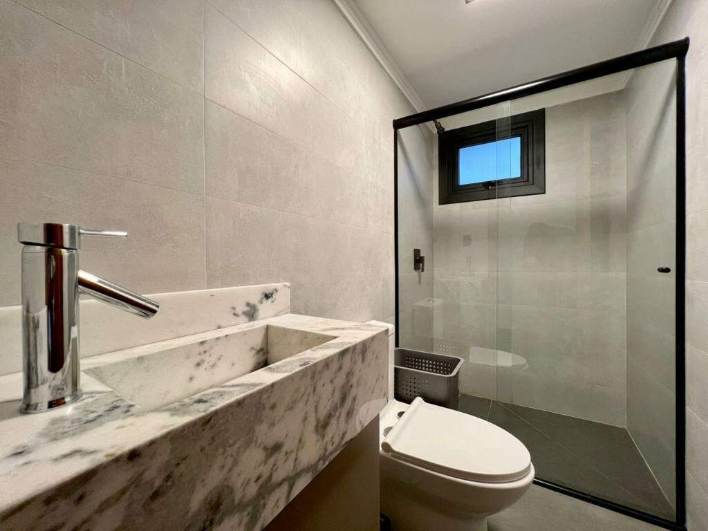 Casa em Condomínio à venda no Centro: 