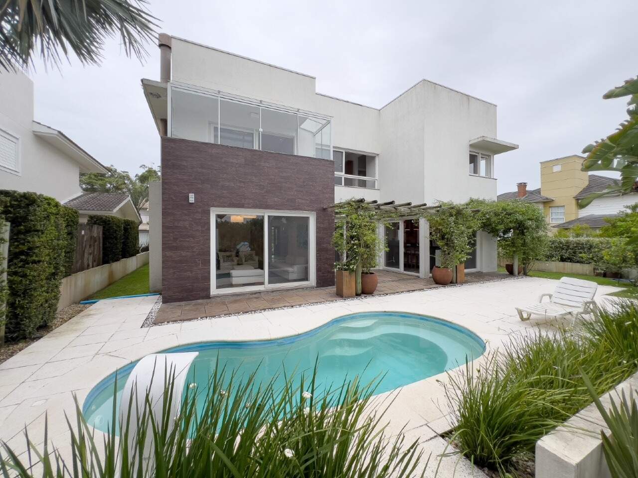 Casa em Condomínio à venda no Atlantida: 