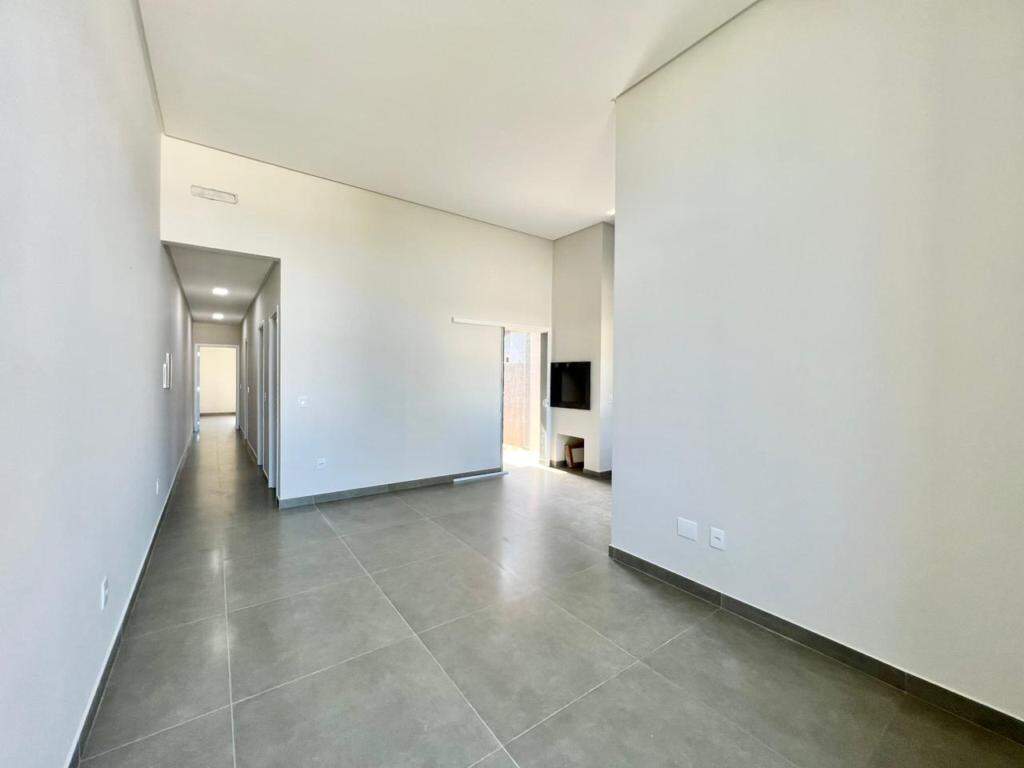 Casa à venda no Zona Nova: 