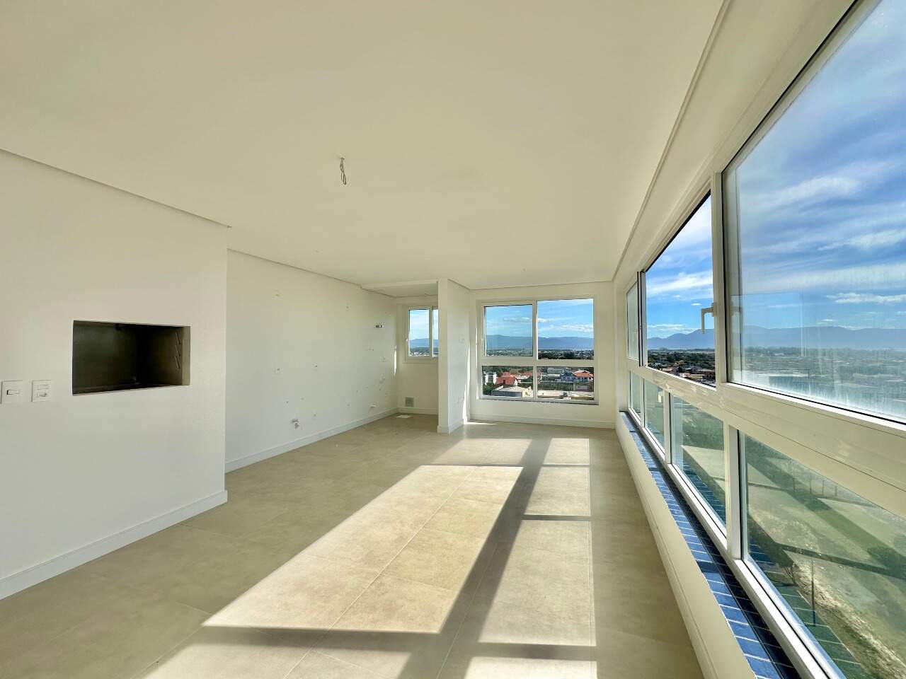 Apartamento à venda no Zona Nova: 