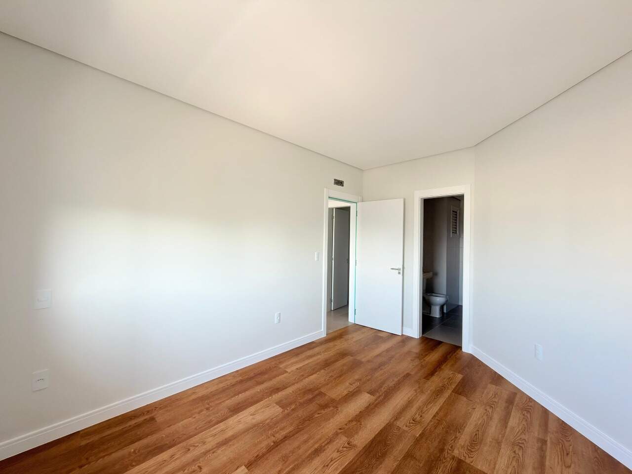 Apartamento à venda no Zona Nova: 
