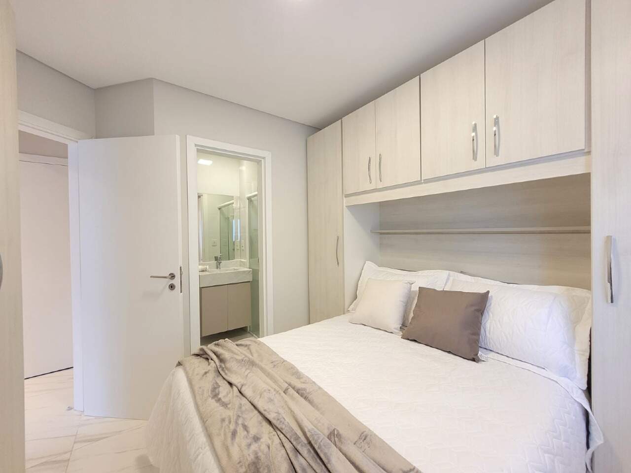 Apartamento à venda no Zona Nova: 
