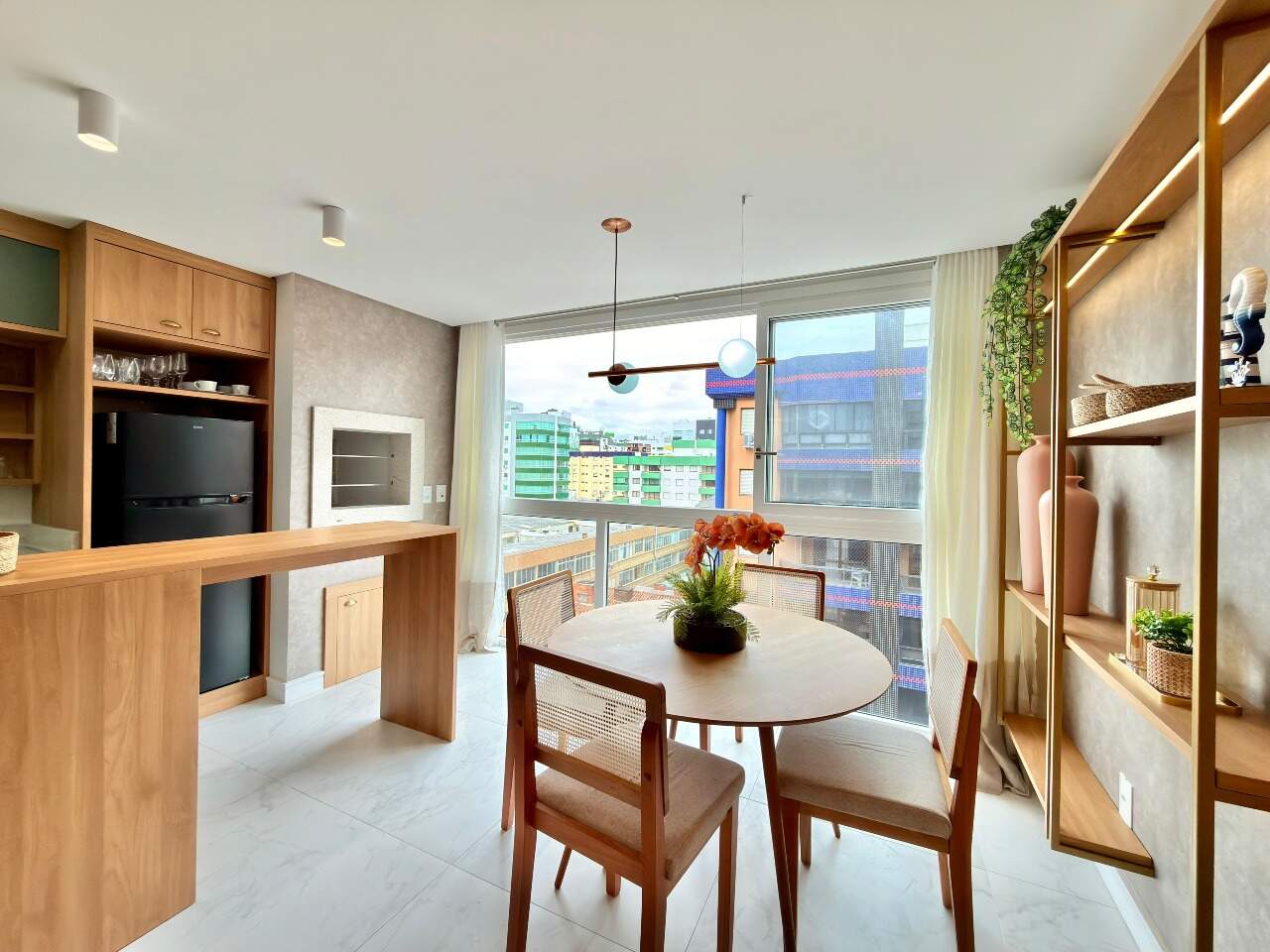 Apartamento à venda no Zona Nova: 