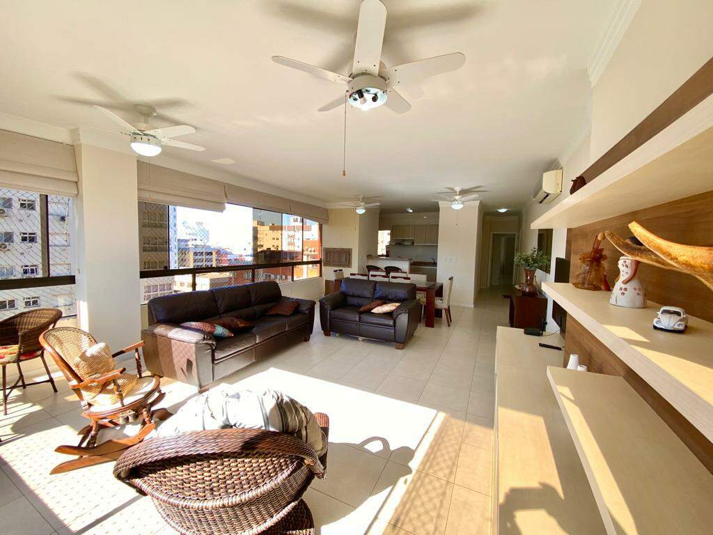 Apartamento à venda no Zona Nova: 