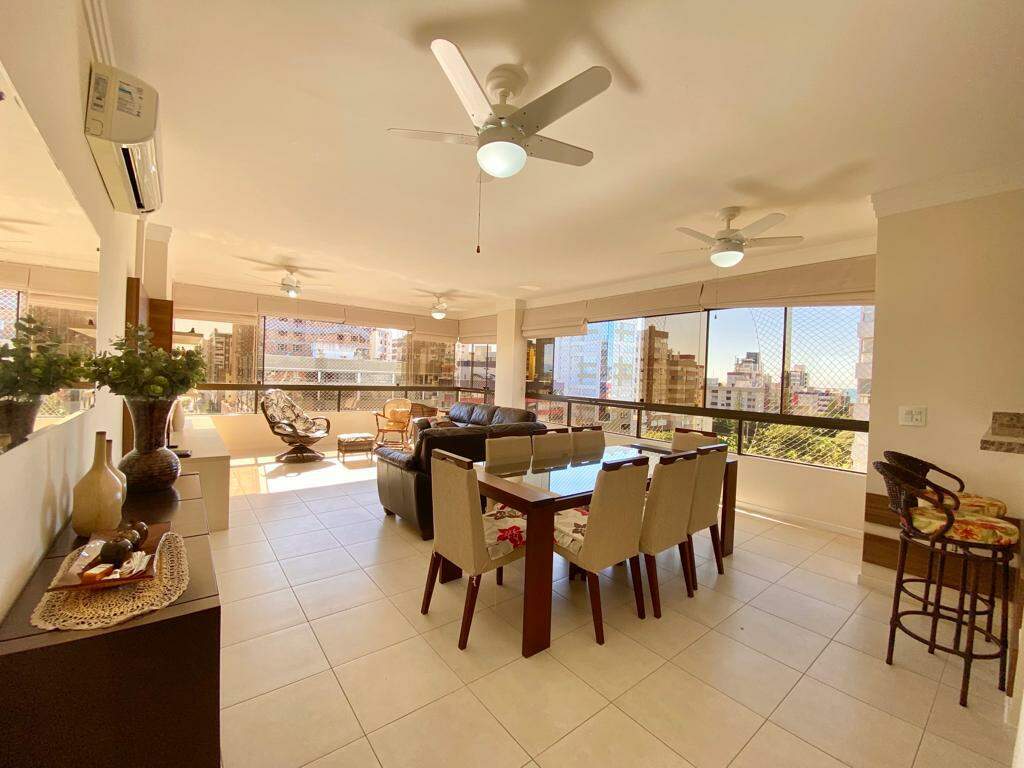 Apartamento à venda no Zona Nova: 