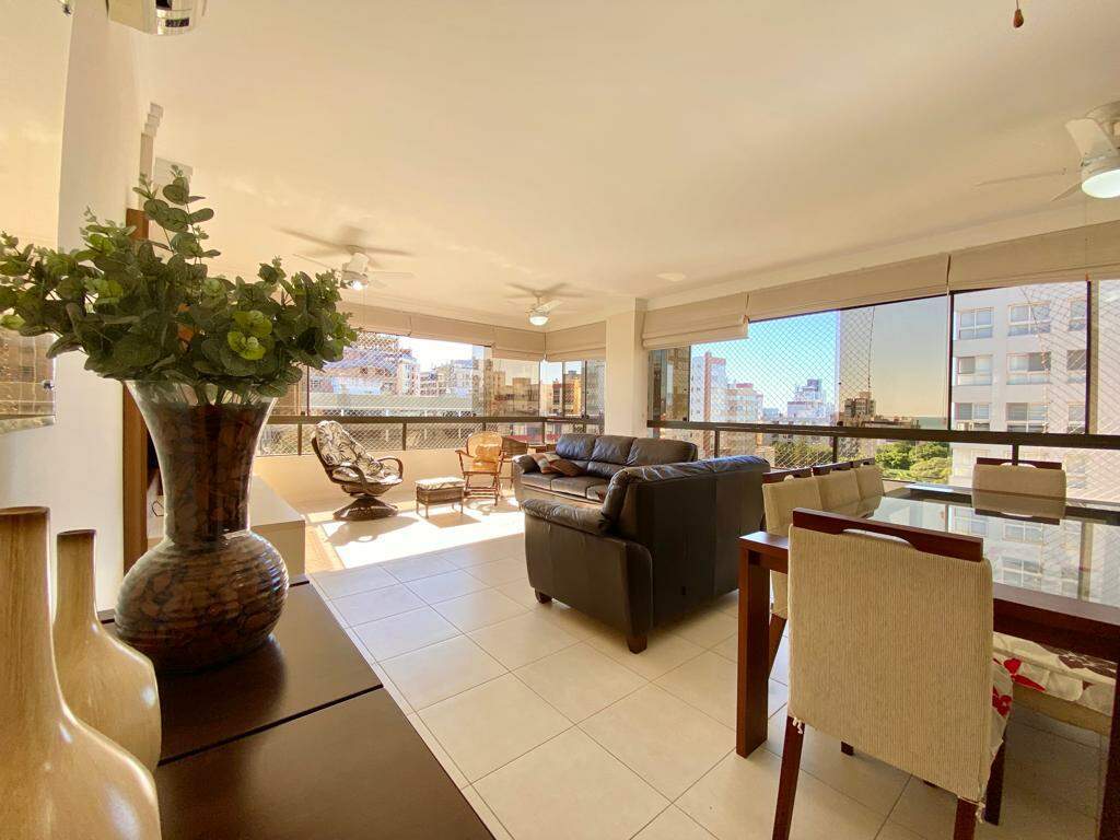 Apartamento à venda no Zona Nova: 