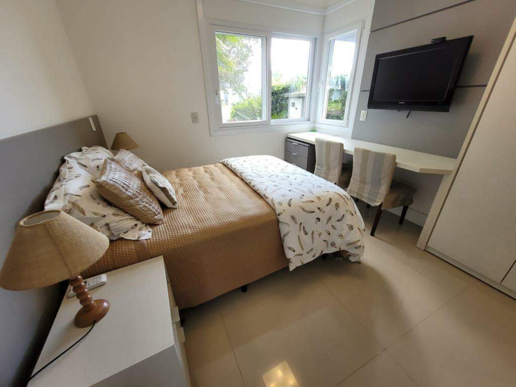 Casa em Condomínio à venda no Condomínio Enseada: 