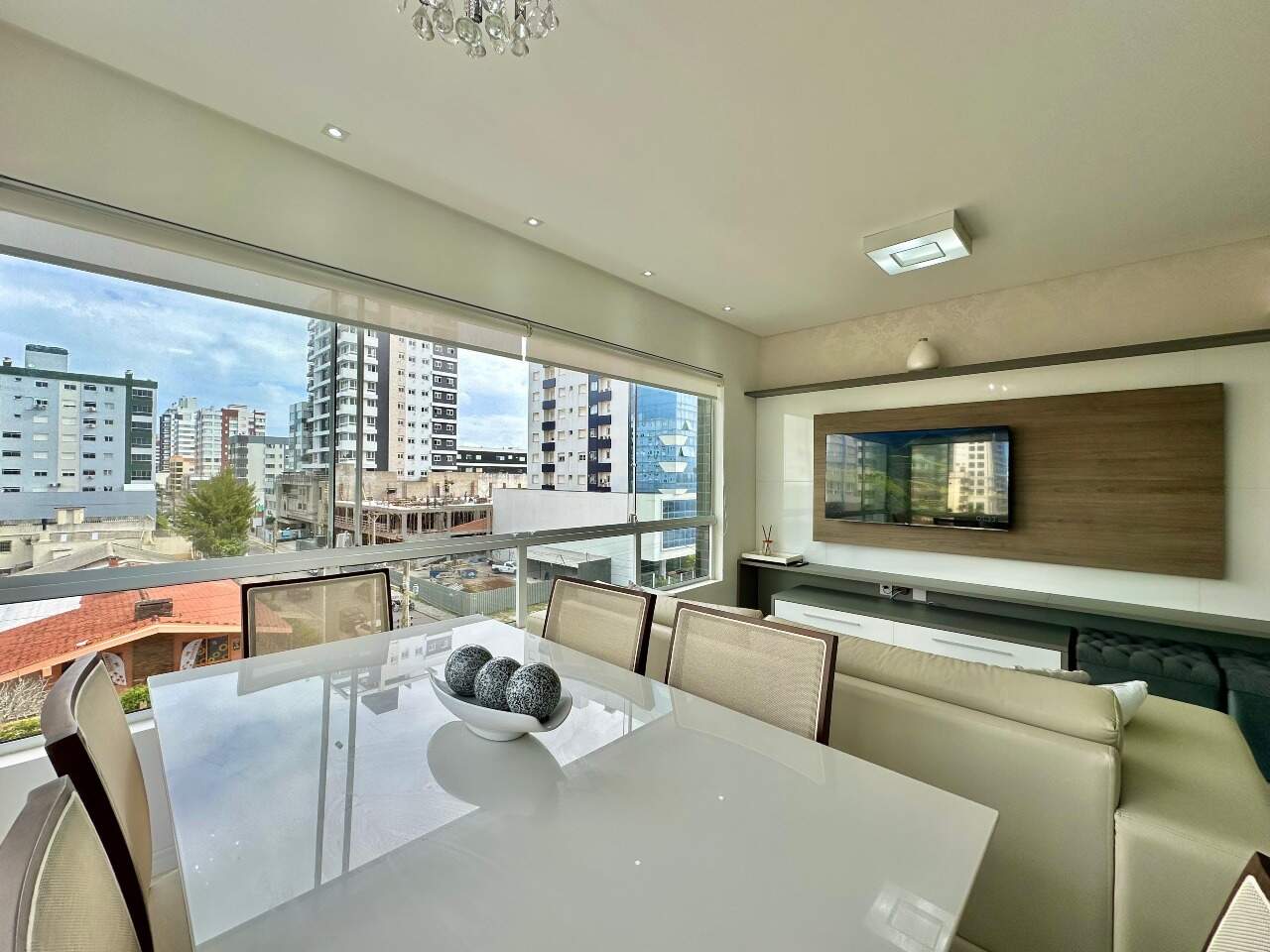 Apartamento à venda no Zona Nova: 