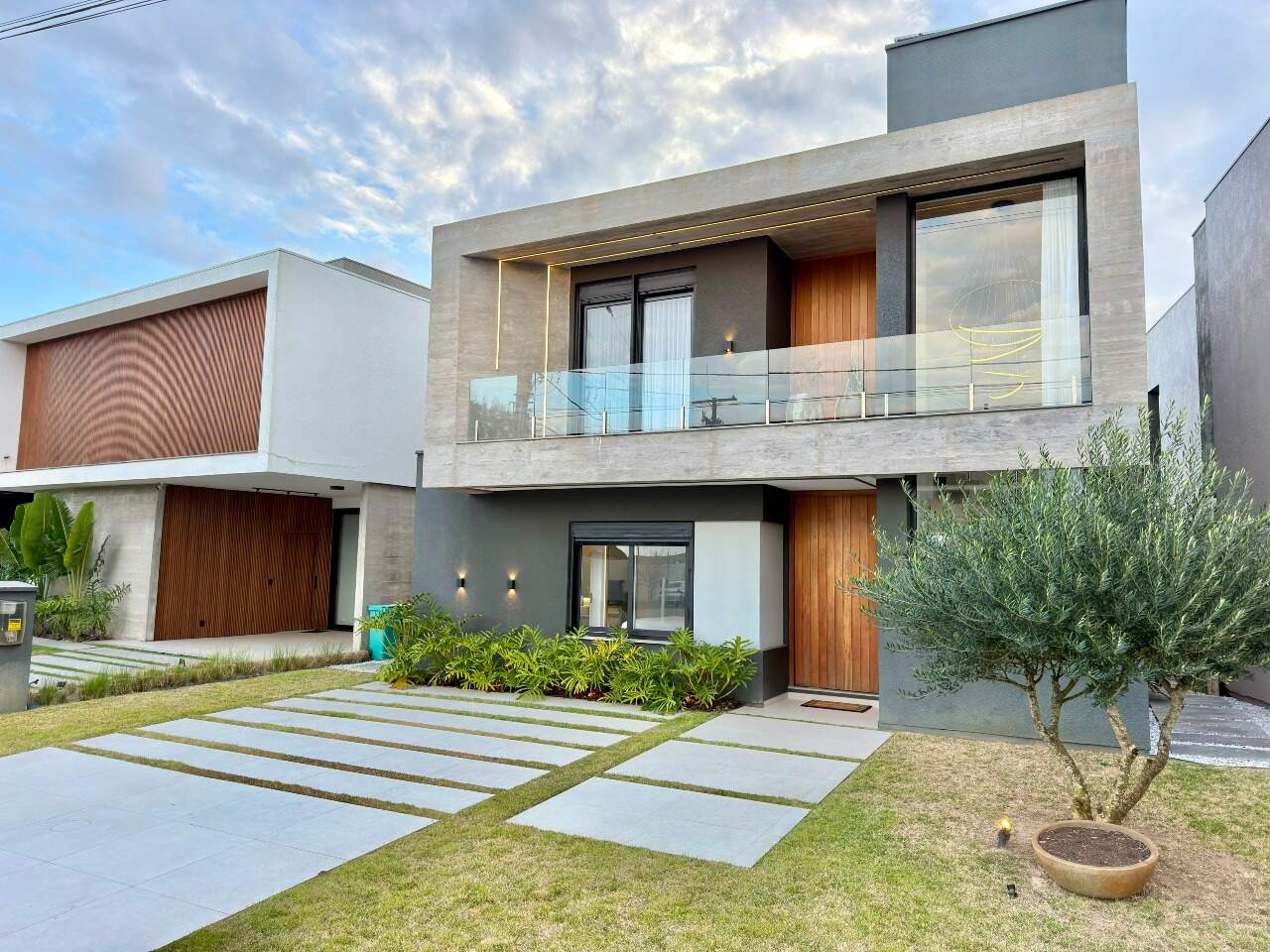 Casa em Condomínio à venda no Centro: 