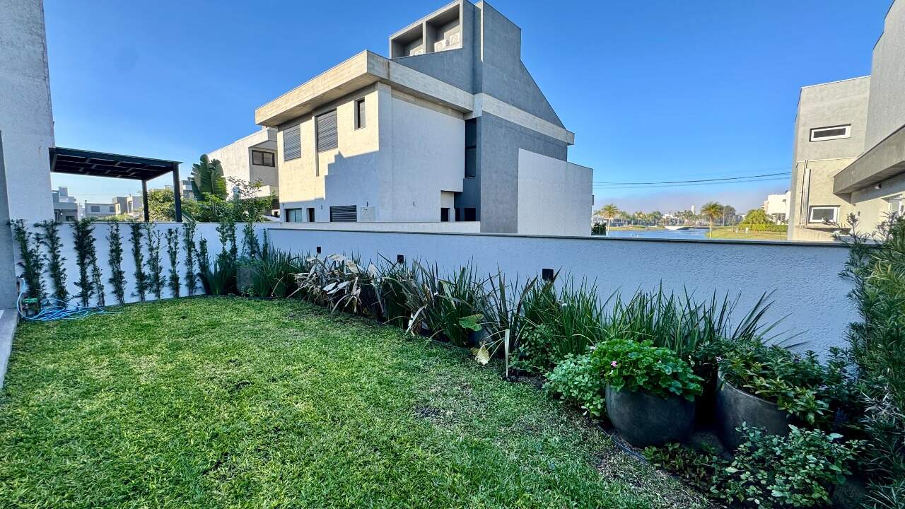 Casa em Condomínio à venda no Condomínio Blue: 