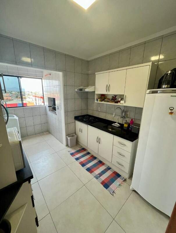 Apartamento à venda no Zona Nova: 