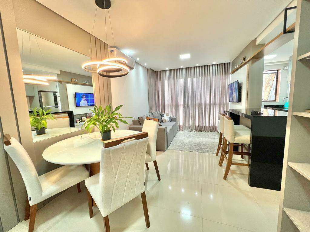 Apartamento à venda no Navegantes: 