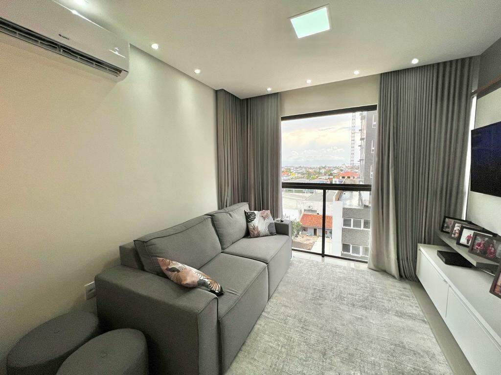 Apartamento à venda no Navegantes: 