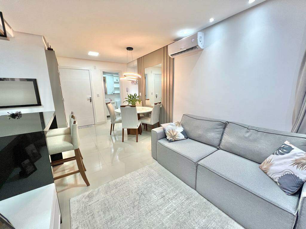 Apartamento à venda no Navegantes: 