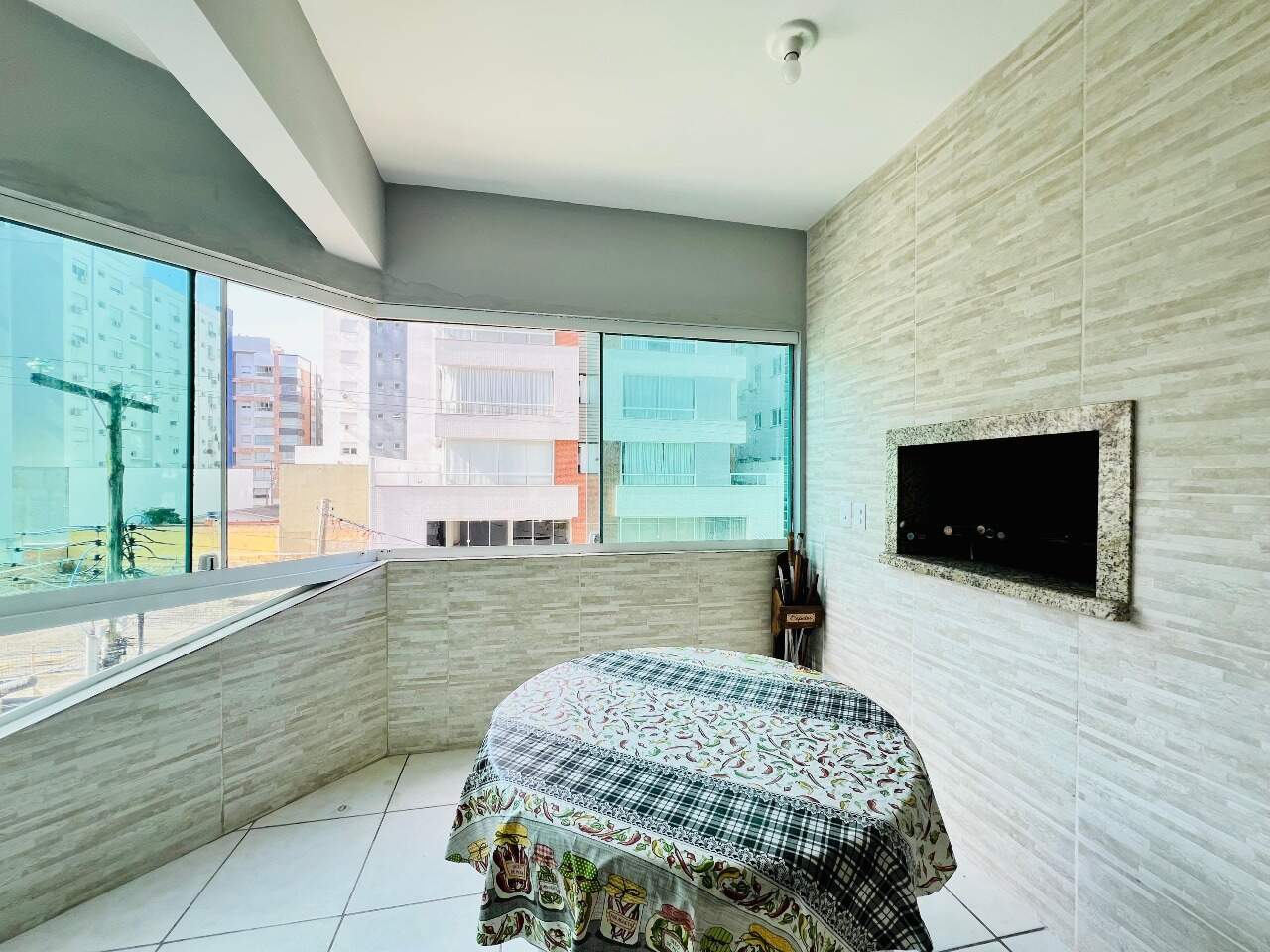 Apartamento à venda no Zona Nova: 